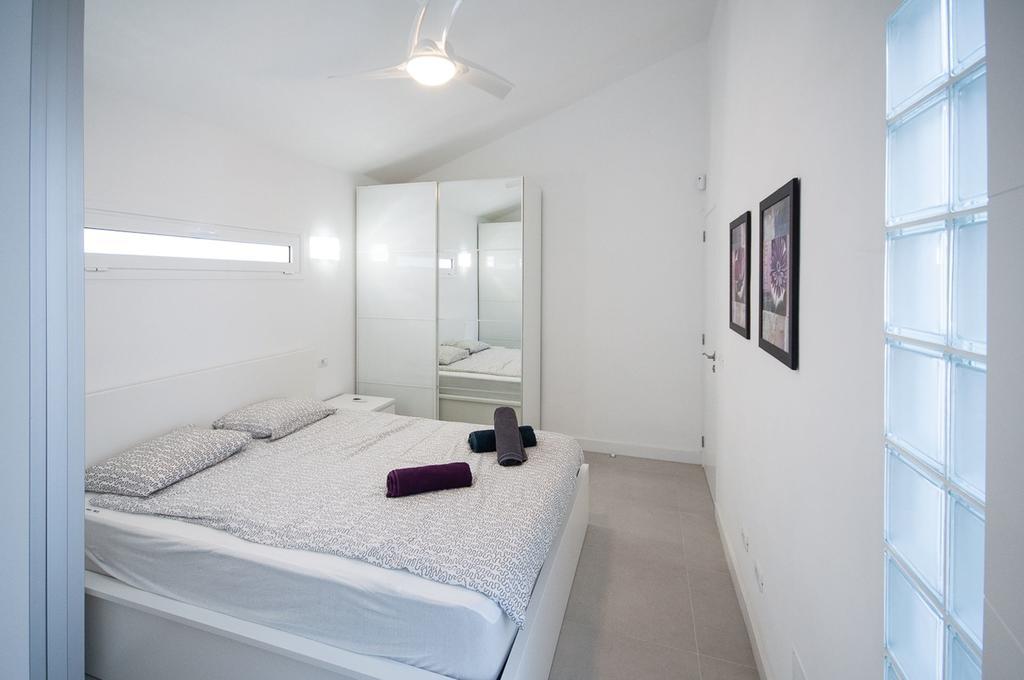 Apartment Eden Island Village Адехе Екстериор снимка