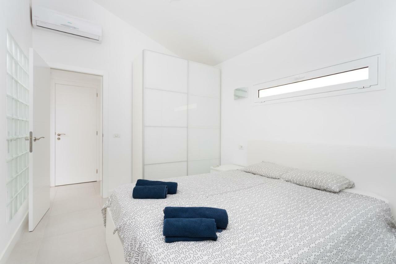 Apartment Eden Island Village Адехе Екстериор снимка