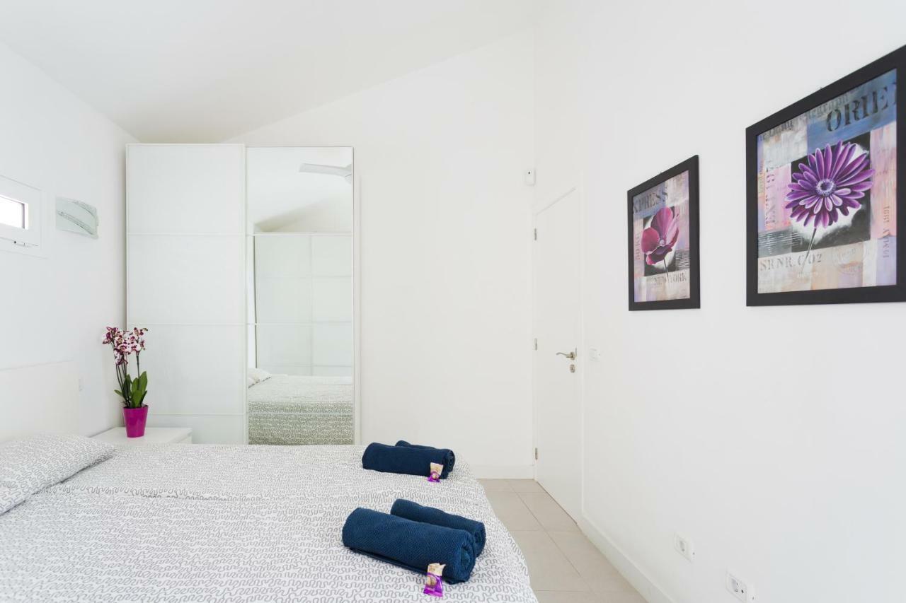 Apartment Eden Island Village Адехе Екстериор снимка