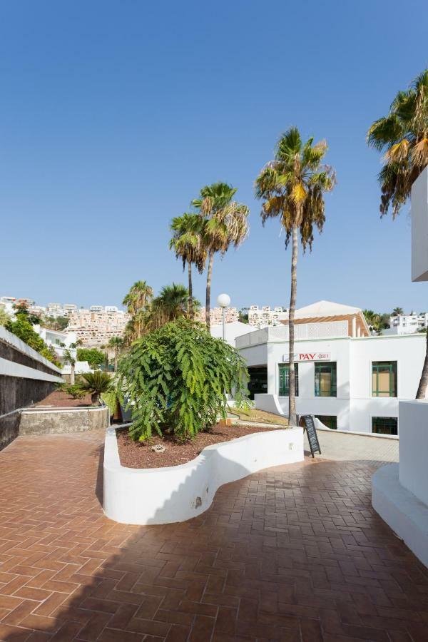 Apartment Eden Island Village Адехе Екстериор снимка