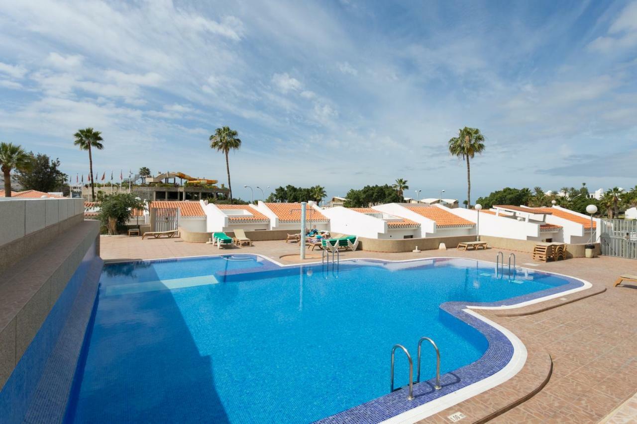 Apartment Eden Island Village Адехе Екстериор снимка